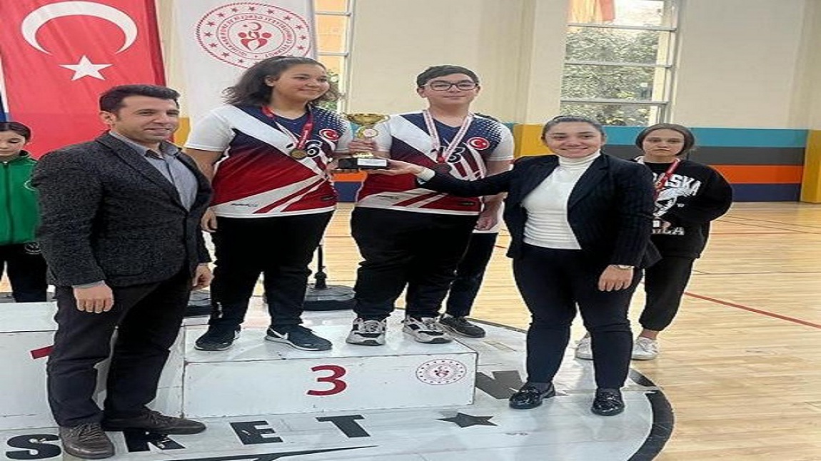 Okul Sporları Floor Curling İl Birinciliği Müsabakalarında Madalya Aldık.